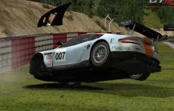 Скриншот к игре GTR Evolution