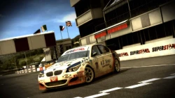 Скриншот к игре Superstars V8 Racing