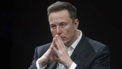  Former Twitter VP says that if Elon continues to stir up unrest then 'get an arrest warrant.'