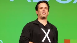  Xbox boss Phil Spencer claims he made the "worst decisions" when it comes to choosing games, letting exclusives such as Destiny slip his fingers